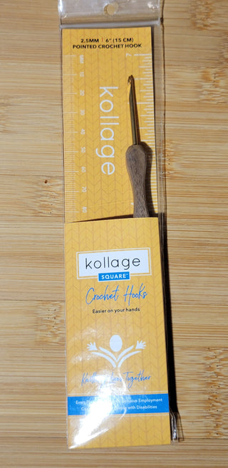 Kollage Pointed Tip Crochet Hook (US B/2.50 mm)