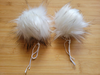 Faux Fur Pompoms Artic Fox