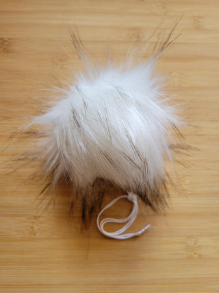 Faux Fur Pompoms Artic Fox