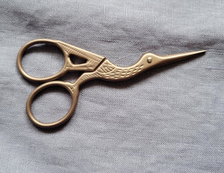 Buy pewter-matte Embroidery Scissors (Small Crane)